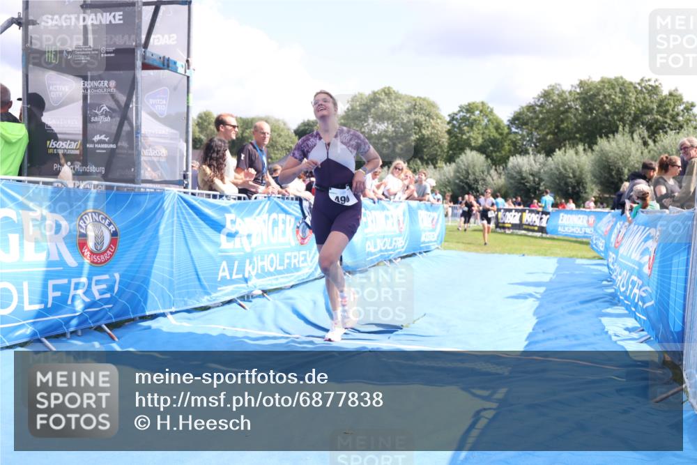 25.08.2024 - Elbe Triathlon Hamburg H.Heesch http://msf.ph/oto/6877838 25.08.2024 12:09:23 Ziel 490, 524, 1478, 1649, 1651, 1660 meine-sportfotos.de