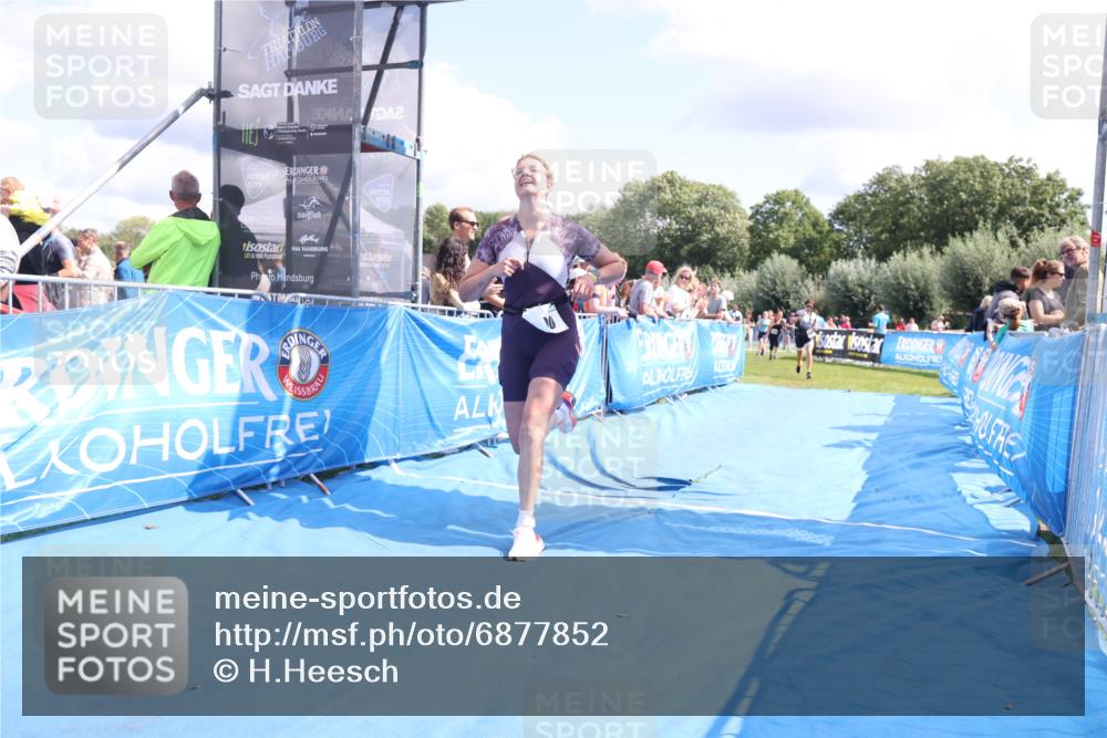 25.08.2024 - Elbe Triathlon Hamburg H.Heesch http://msf.ph/oto/6877852 25.08.2024 12:09:23 Ziel 490, 524, 1478, 1649, 1651, 1660 meine-sportfotos.de
