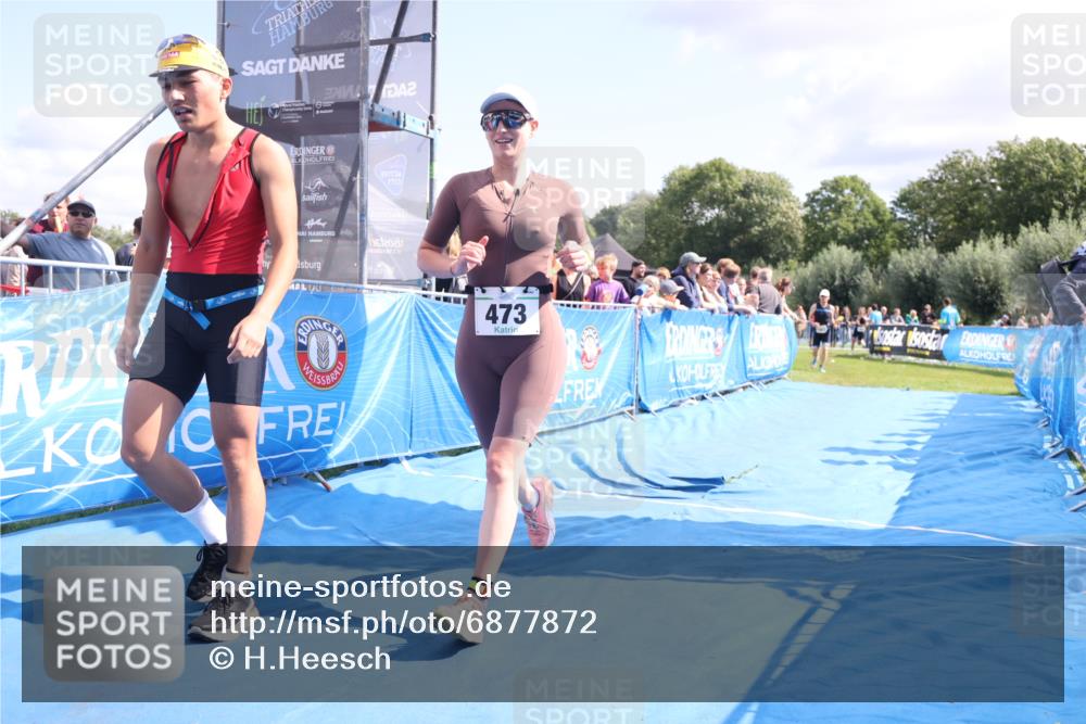 25.08.2024 - Elbe Triathlon Hamburg H.Heesch http://msf.ph/oto/6877872 25.08.2024 11:46:54 Ziel 473, 488, 1452, 1605 meine-sportfotos.de