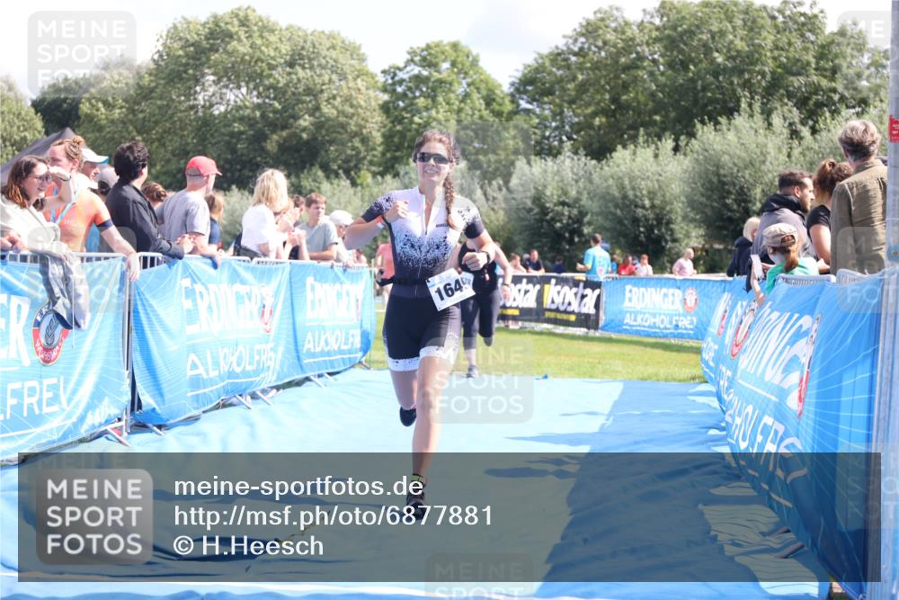 25.08.2024 - Elbe Triathlon Hamburg H.Heesch http://msf.ph/oto/6877881 25.08.2024 12:09:26 Ziel 490, 524, 1478, 1649, 1651, 1660 meine-sportfotos.de