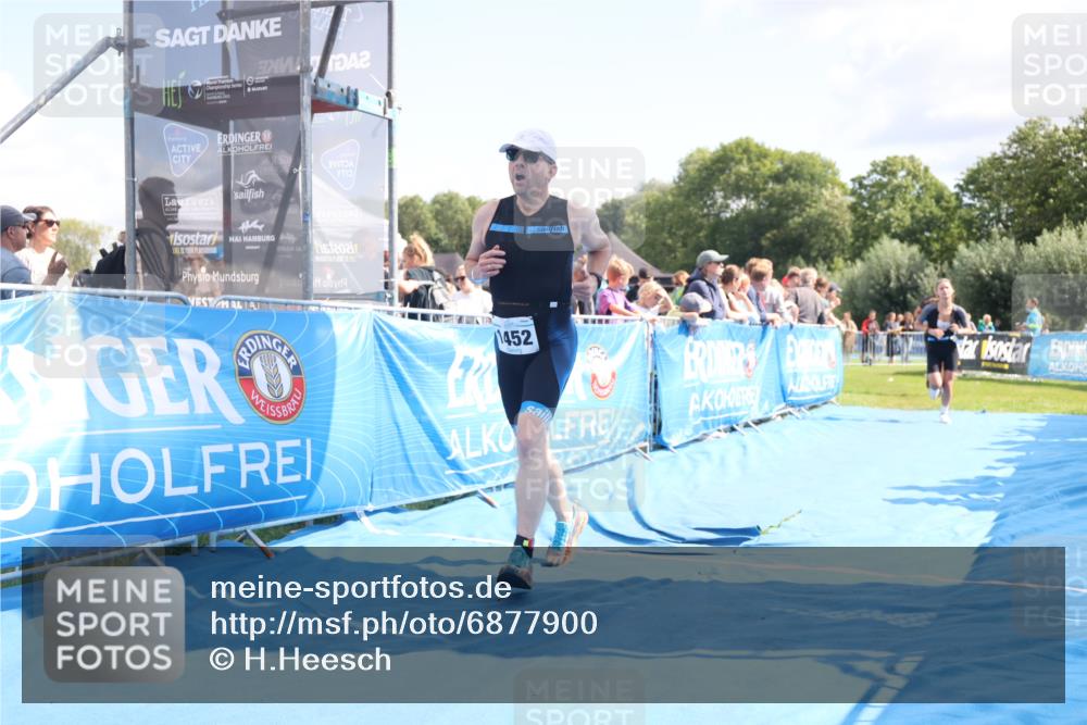 25.08.2024 - Elbe Triathlon Hamburg H.Heesch http://msf.ph/oto/6877900 25.08.2024 11:47:00 Ziel 415, 473, 488, 1452 meine-sportfotos.de