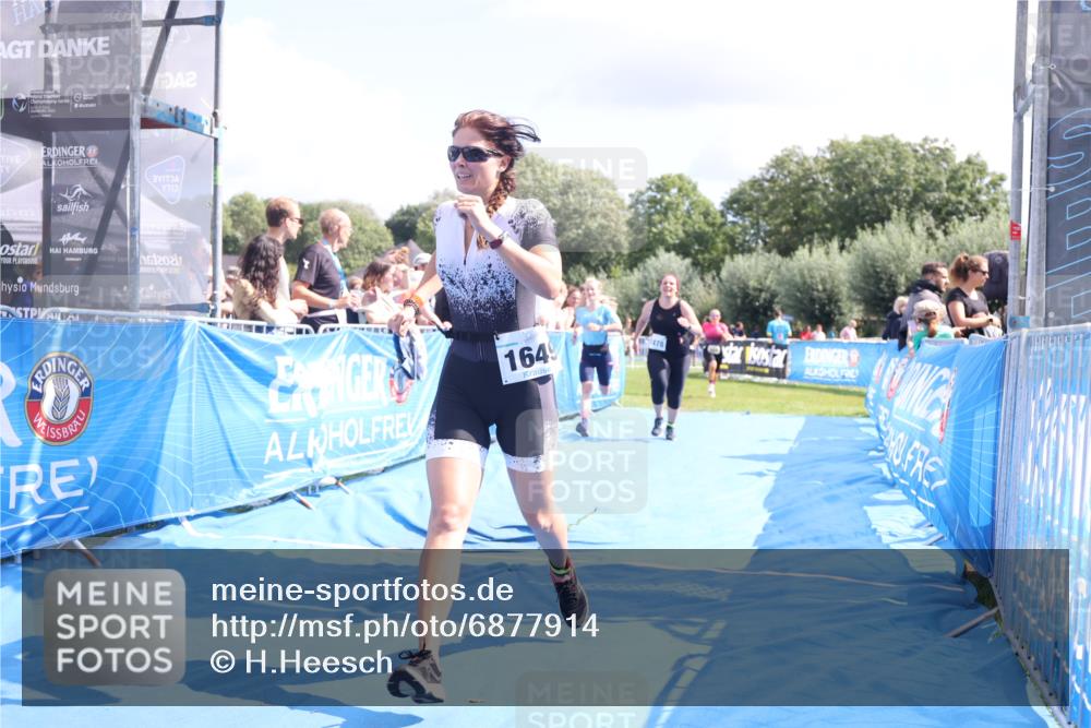 25.08.2024 - Elbe Triathlon Hamburg H.Heesch http://msf.ph/oto/6877914 25.08.2024 12:09:27 Ziel 490, 524, 1478, 1649, 1651, 1660 meine-sportfotos.de