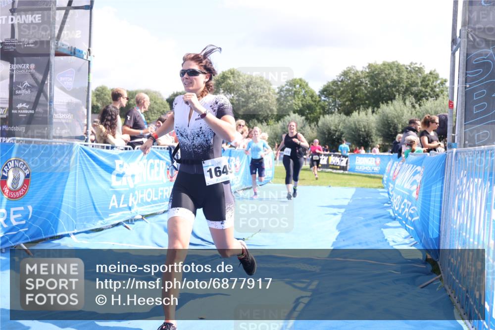 25.08.2024 - Elbe Triathlon Hamburg H.Heesch http://msf.ph/oto/6877917 25.08.2024 12:09:27 Ziel 490, 524, 1478, 1649, 1651, 1660 meine-sportfotos.de