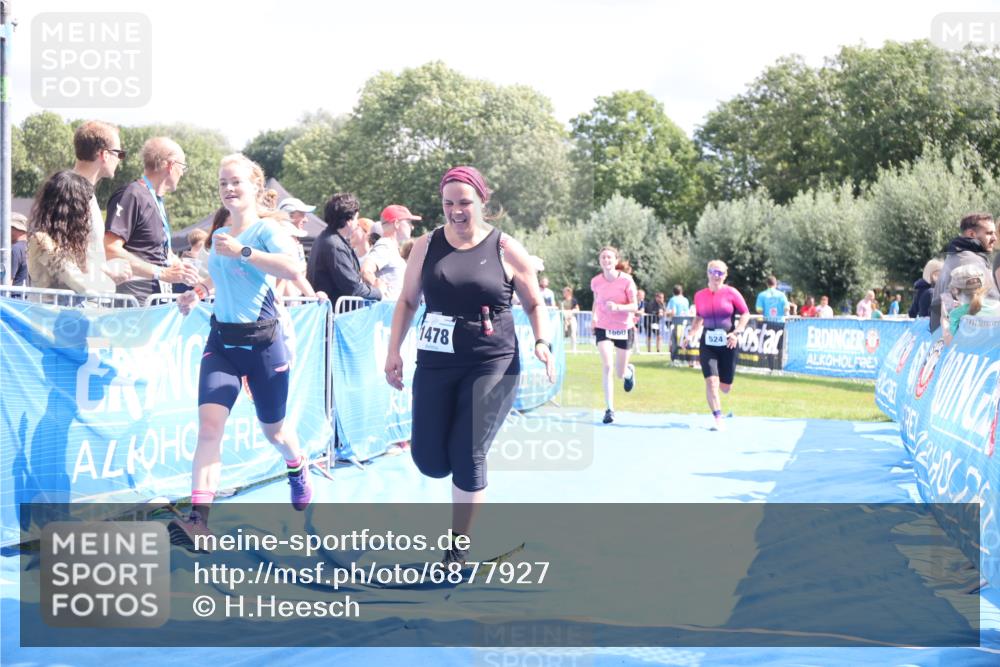25.08.2024 - Elbe Triathlon Hamburg H.Heesch http://msf.ph/oto/6877927 25.08.2024 12:09:28 Ziel 490, 524, 1478, 1649, 1651, 1660 meine-sportfotos.de
