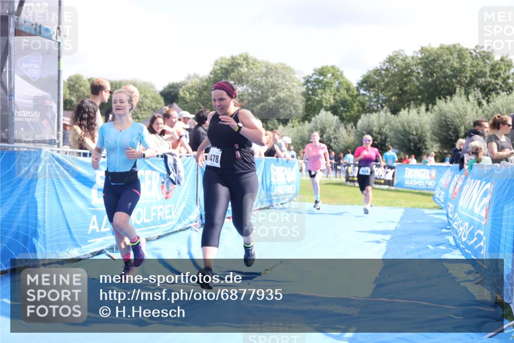 25.08.2024 - Elbe Triathlon Hamburg H.Heesch http://msf.ph/oto/6877935 25.08.2024 12:09:28 Ziel 490, 524, 1478, 1649, 1651, 1660 meine-sportfotos.de
