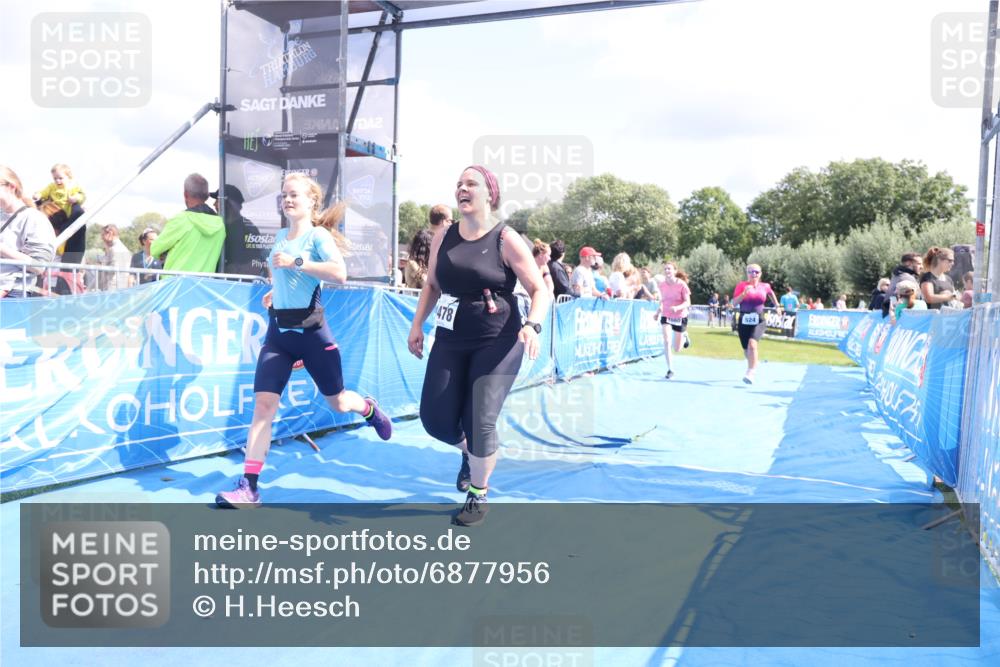 25.08.2024 - Elbe Triathlon Hamburg H.Heesch http://msf.ph/oto/6877956 25.08.2024 12:09:29 Ziel 490, 524, 1478, 1649, 1651, 1660 meine-sportfotos.de