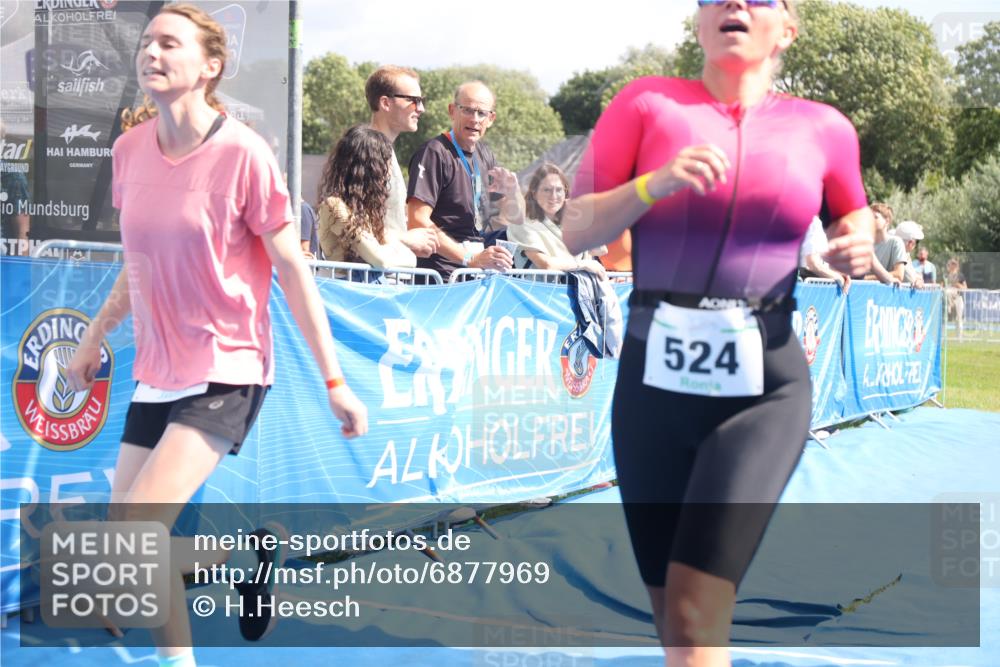 25.08.2024 - Elbe Triathlon Hamburg H.Heesch http://msf.ph/oto/6877969 25.08.2024 12:09:31 Ziel 524, 1478, 1649, 1651, 1660, 1691 meine-sportfotos.de