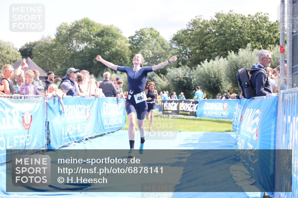 25.08.2024 - Elbe Triathlon Hamburg H.Heesch http://msf.ph/oto/6878141 25.08.2024 11:47:56 Ziel 462, 635, 1467, 1565 meine-sportfotos.de