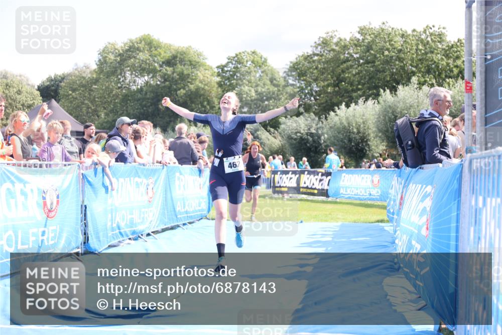 25.08.2024 - Elbe Triathlon Hamburg H.Heesch http://msf.ph/oto/6878143 25.08.2024 11:47:56 Ziel 462, 635, 1467, 1565 meine-sportfotos.de