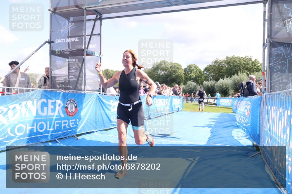 25.08.2024 - Elbe Triathlon Hamburg H.Heesch http://msf.ph/oto/6878202 25.08.2024 11:47:59 Ziel 462, 635, 1565 meine-sportfotos.de