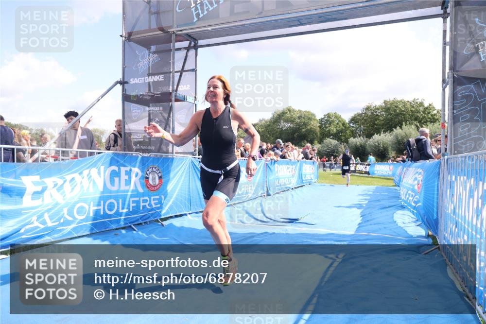 25.08.2024 - Elbe Triathlon Hamburg H.Heesch http://msf.ph/oto/6878207 25.08.2024 11:48:00 Ziel 462, 635, 1565 meine-sportfotos.de