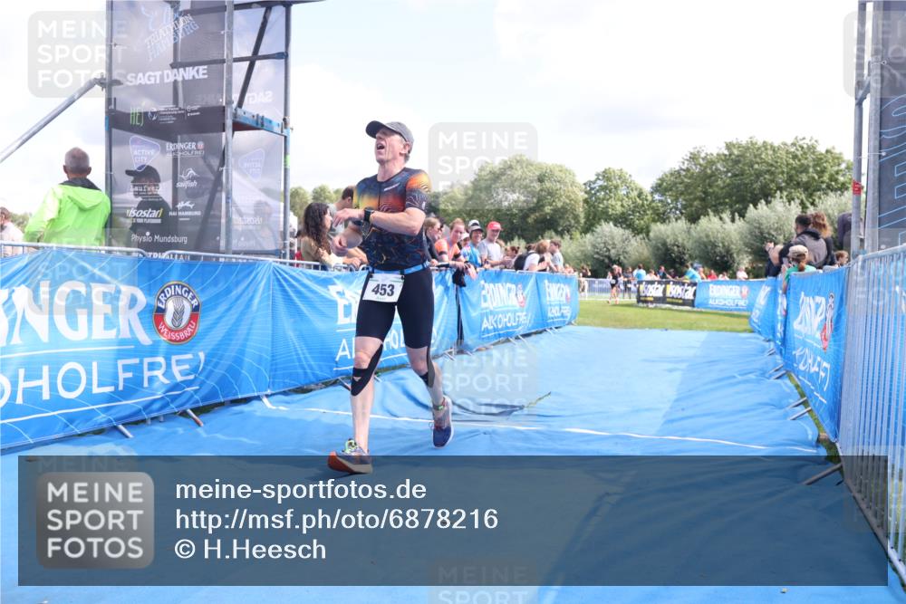 25.08.2024 - Elbe Triathlon Hamburg H.Heesch http://msf.ph/oto/6878216 25.08.2024 12:10:14 Ziel 453, 1673 meine-sportfotos.de