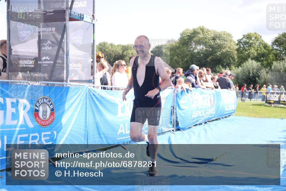 25.08.2024 - Elbe Triathlon Hamburg H.Heesch http://msf.ph/oto/6878281 25.08.2024 11:48:17 Ziel 471, 1441 meine-sportfotos.de