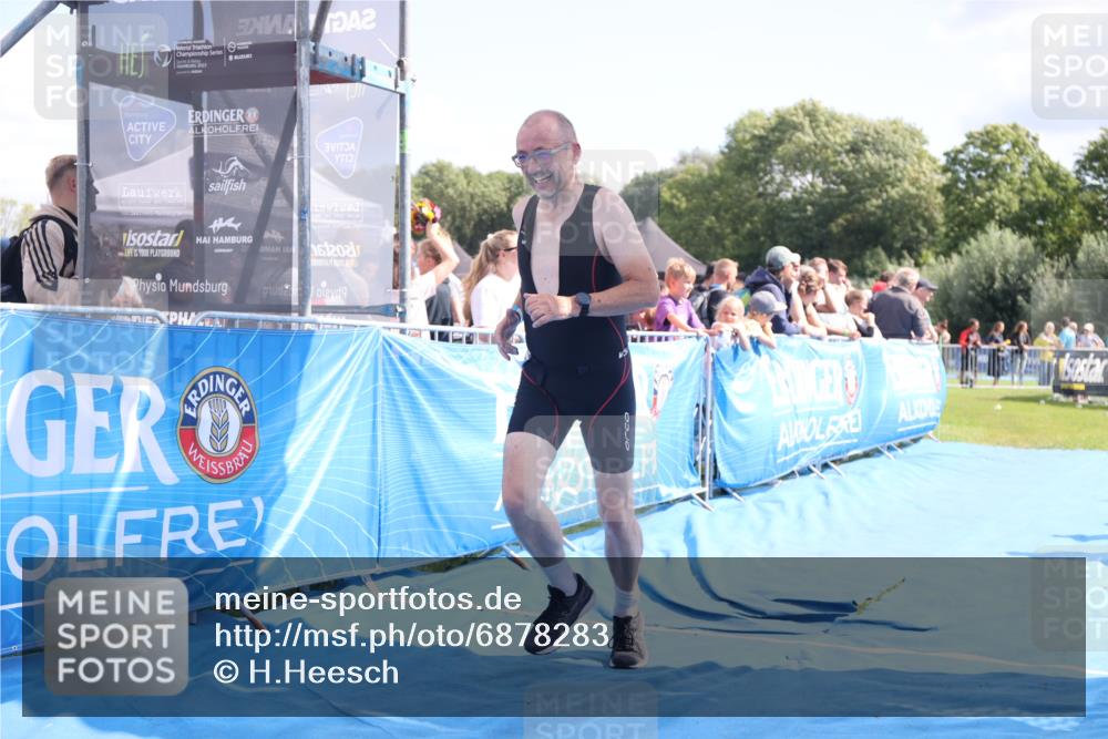 25.08.2024 - Elbe Triathlon Hamburg H.Heesch http://msf.ph/oto/6878283 25.08.2024 11:48:17 Ziel 471, 1441 meine-sportfotos.de