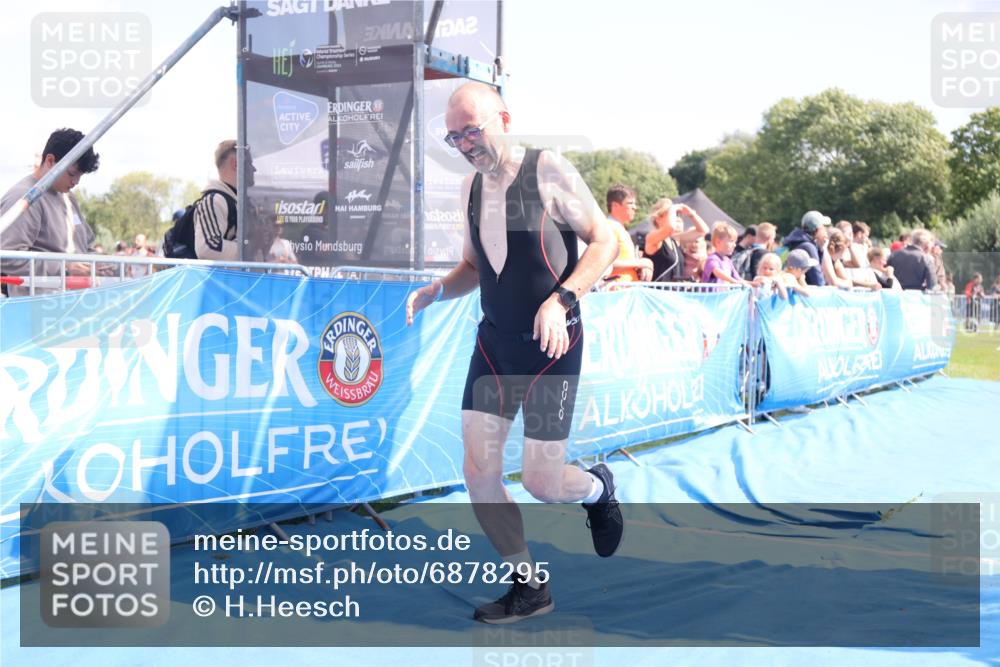 25.08.2024 - Elbe Triathlon Hamburg H.Heesch http://msf.ph/oto/6878295 25.08.2024 11:48:18 Ziel 471, 1441 meine-sportfotos.de