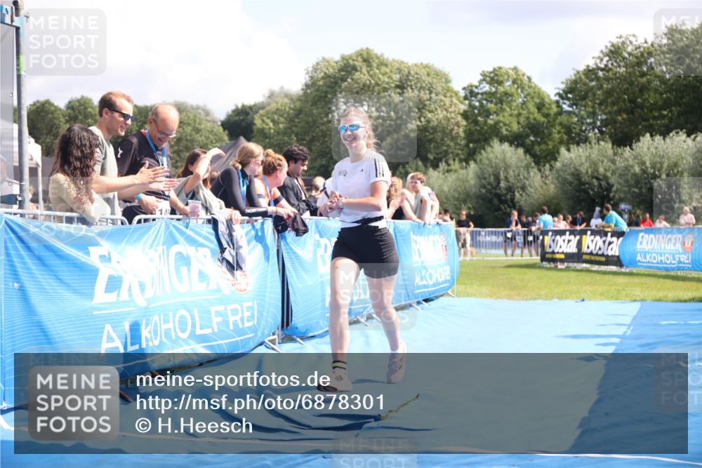 25.08.2024 - Elbe Triathlon Hamburg H.Heesch http://msf.ph/oto/6878301 25.08.2024 12:10:31 Ziel 1593, 1624 meine-sportfotos.de