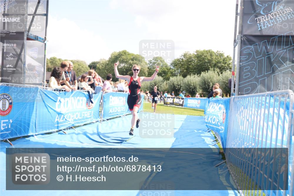 25.08.2024 - Elbe Triathlon Hamburg H.Heesch http://msf.ph/oto/6878413 25.08.2024 12:11:17 Ziel 539, 1688 meine-sportfotos.de