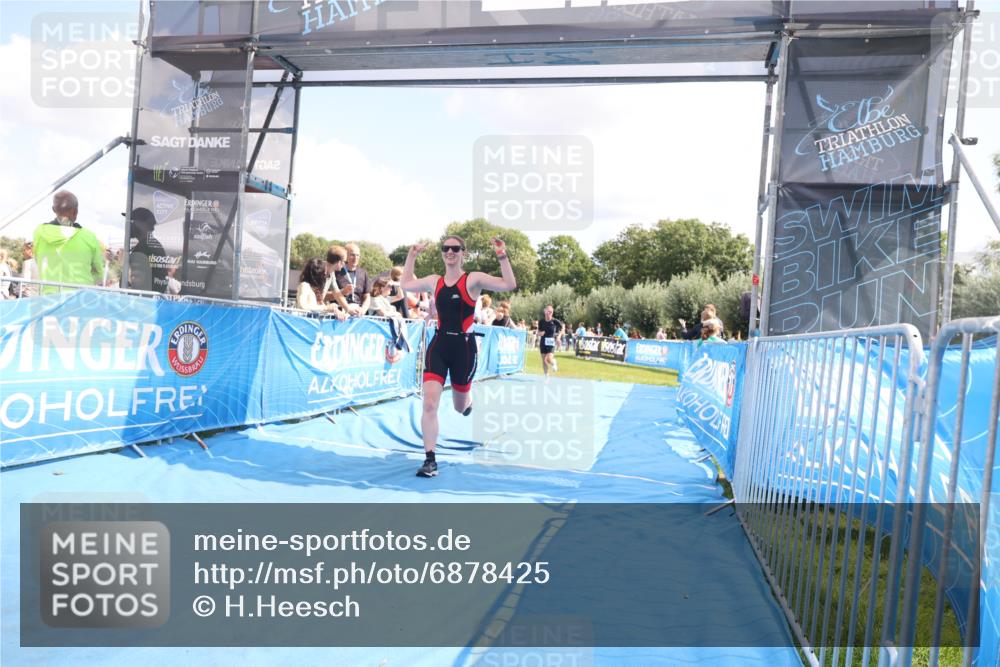 25.08.2024 - Elbe Triathlon Hamburg H.Heesch http://msf.ph/oto/6878425 25.08.2024 12:11:18 Ziel 539, 1688 meine-sportfotos.de