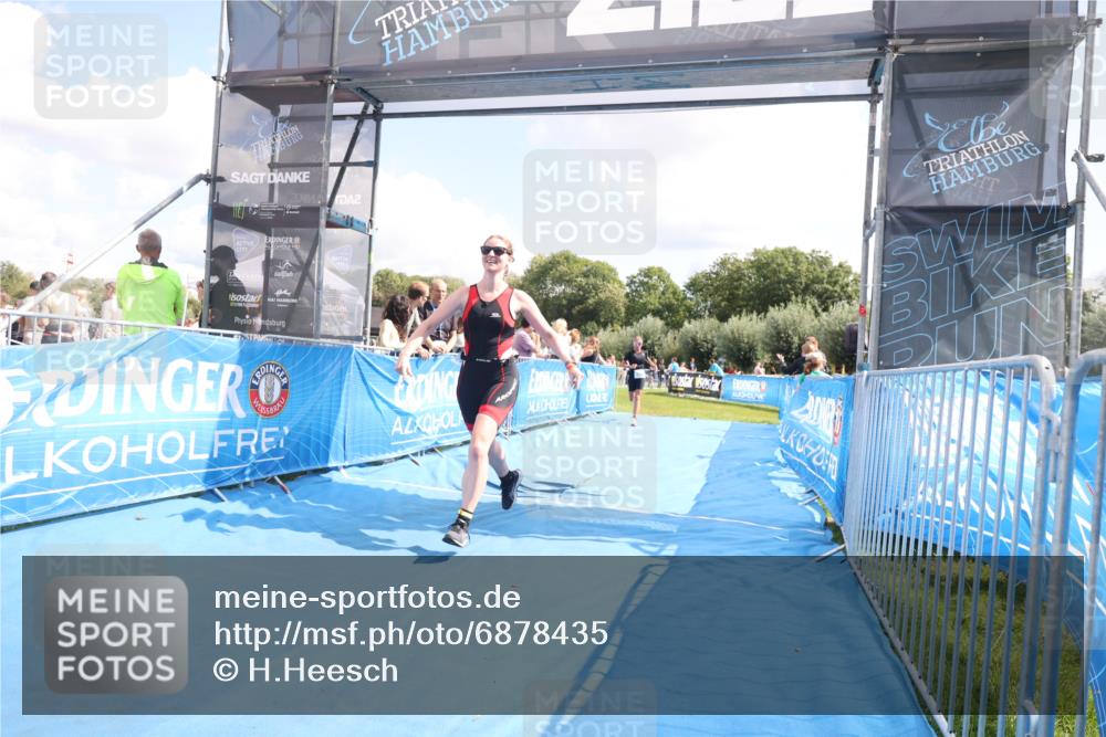 25.08.2024 - Elbe Triathlon Hamburg H.Heesch http://msf.ph/oto/6878435 25.08.2024 12:11:18 Ziel 539, 1688 meine-sportfotos.de