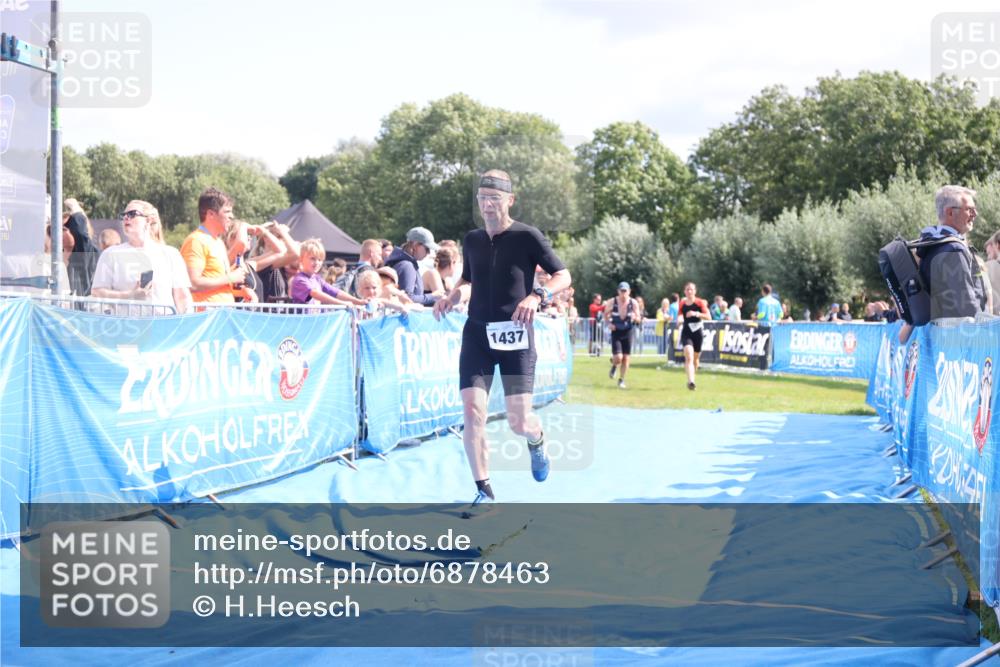 25.08.2024 - Elbe Triathlon Hamburg H.Heesch http://msf.ph/oto/6878463 25.08.2024 11:48:41 Ziel 307, 712, 1437, 1448, 1473, 1555 meine-sportfotos.de