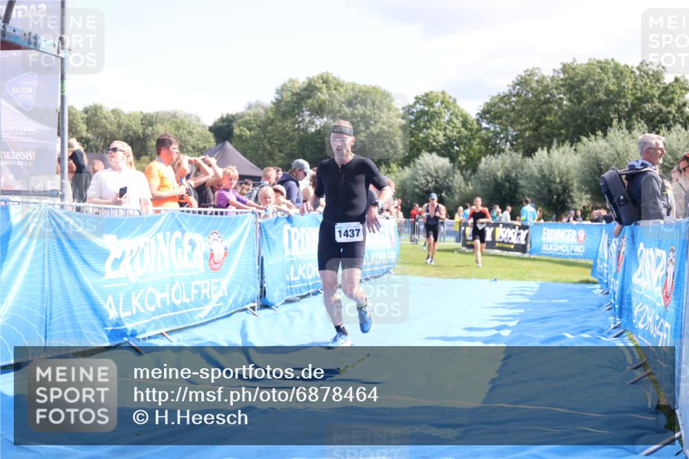 25.08.2024 - Elbe Triathlon Hamburg H.Heesch http://msf.ph/oto/6878464 25.08.2024 11:48:41 Ziel 307, 712, 1437, 1448, 1473, 1555 meine-sportfotos.de