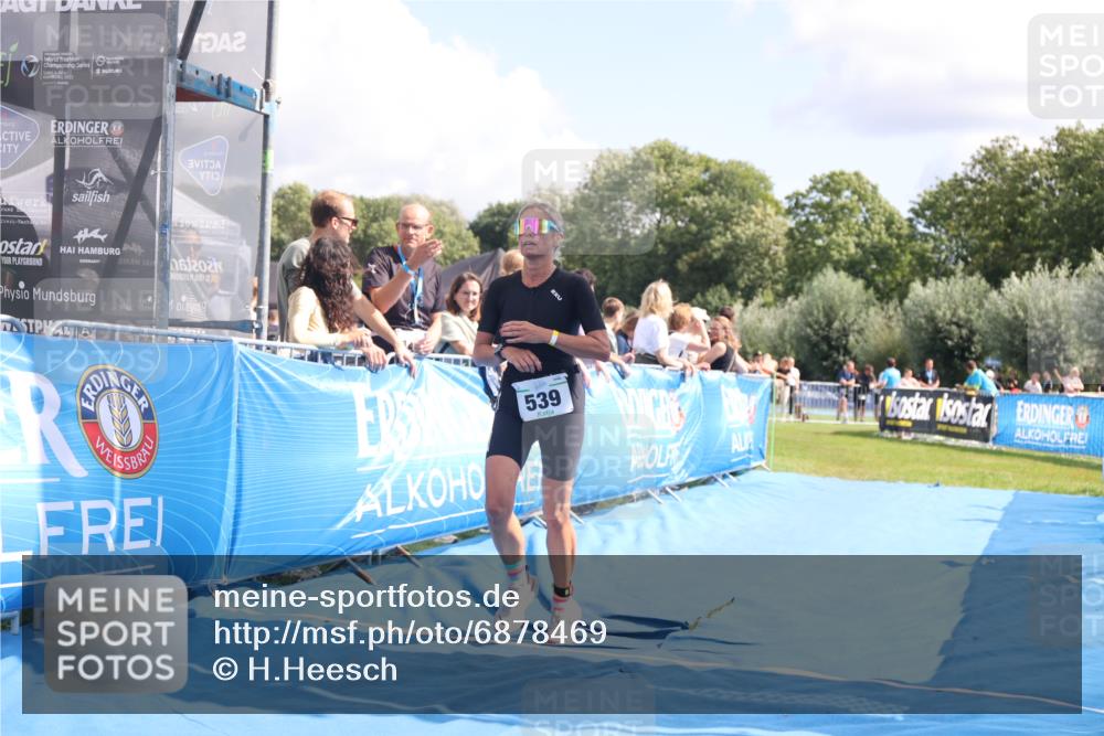 25.08.2024 - Elbe Triathlon Hamburg H.Heesch http://msf.ph/oto/6878469 25.08.2024 12:11:21 Ziel 539, 1688 meine-sportfotos.de