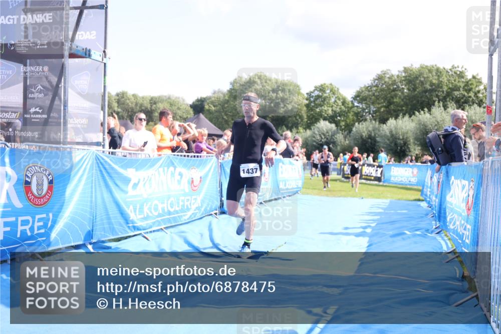 25.08.2024 - Elbe Triathlon Hamburg H.Heesch http://msf.ph/oto/6878475 25.08.2024 11:48:41 Ziel 307, 712, 1437, 1448, 1473, 1555 meine-sportfotos.de