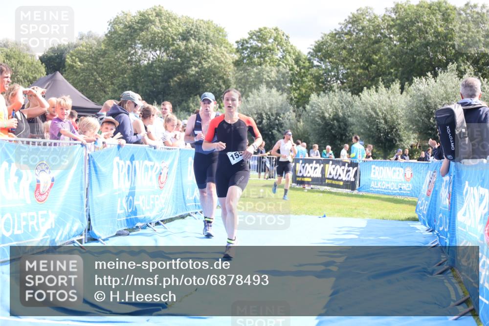 25.08.2024 - Elbe Triathlon Hamburg H.Heesch http://msf.ph/oto/6878493 25.08.2024 11:48:44 Ziel 307, 1437, 1448, 1555 meine-sportfotos.de
