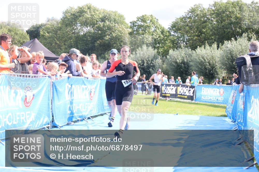 25.08.2024 - Elbe Triathlon Hamburg H.Heesch http://msf.ph/oto/6878497 25.08.2024 11:48:44 Ziel 307, 1437, 1448, 1555 meine-sportfotos.de