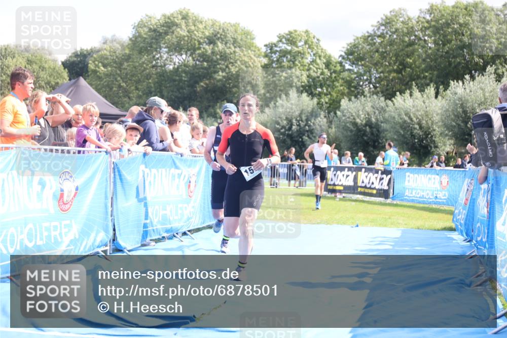 25.08.2024 - Elbe Triathlon Hamburg H.Heesch http://msf.ph/oto/6878501 25.08.2024 11:48:45 Ziel 307, 1437, 1448, 1555 meine-sportfotos.de