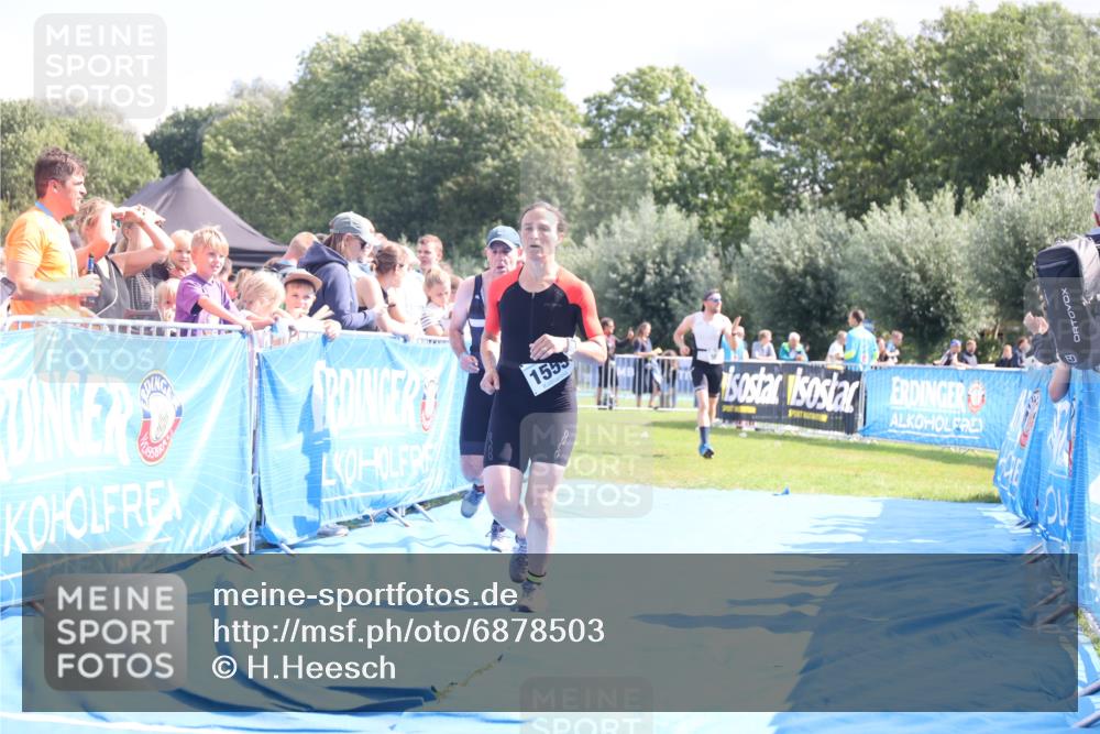 25.08.2024 - Elbe Triathlon Hamburg H.Heesch http://msf.ph/oto/6878503 25.08.2024 11:48:45 Ziel 307, 1437, 1448, 1555 meine-sportfotos.de