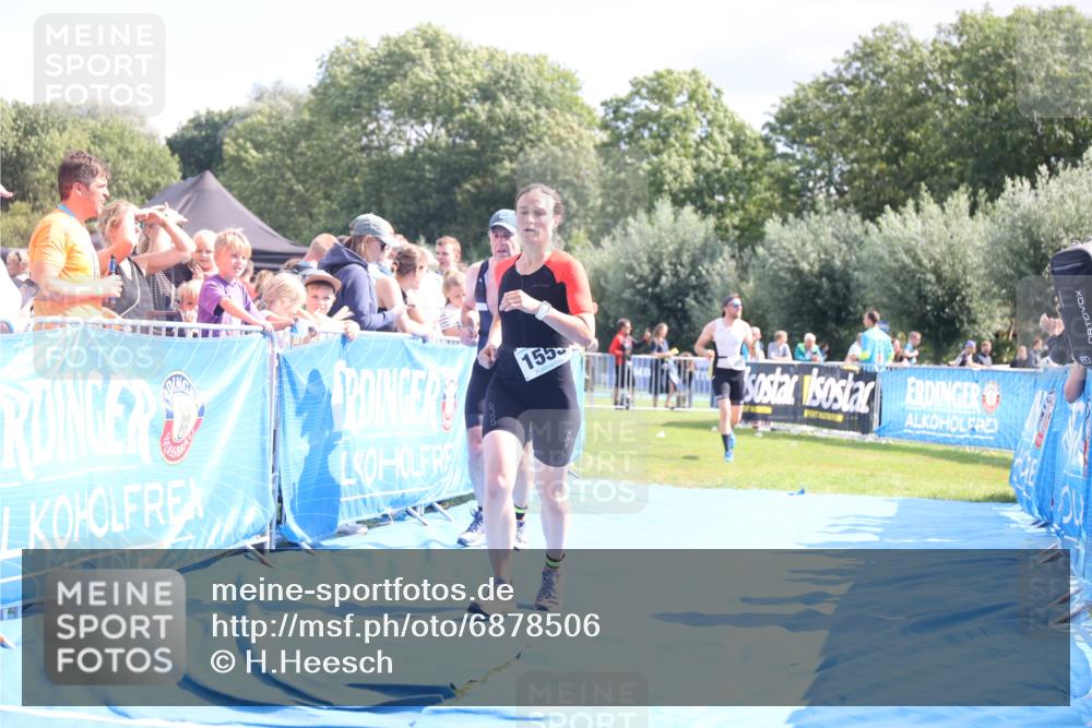 25.08.2024 - Elbe Triathlon Hamburg H.Heesch http://msf.ph/oto/6878506 25.08.2024 11:48:45 Ziel 307, 1437, 1448, 1555 meine-sportfotos.de