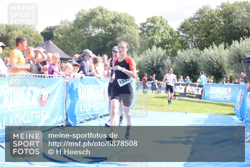 25.08.2024 - Elbe Triathlon Hamburg H.Heesch http://msf.ph/oto/6878508 25.08.2024 11:48:45 Ziel 307, 1437, 1448, 1555 meine-sportfotos.de
