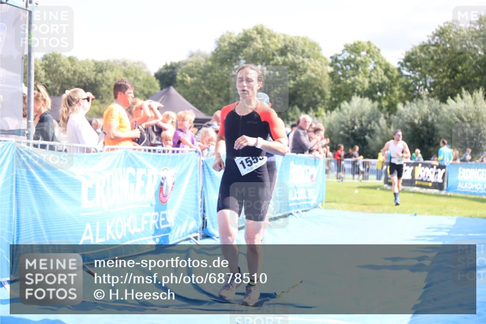 25.08.2024 - Elbe Triathlon Hamburg H.Heesch http://msf.ph/oto/6878510 25.08.2024 11:48:45 Ziel 307, 1437, 1448, 1555 meine-sportfotos.de