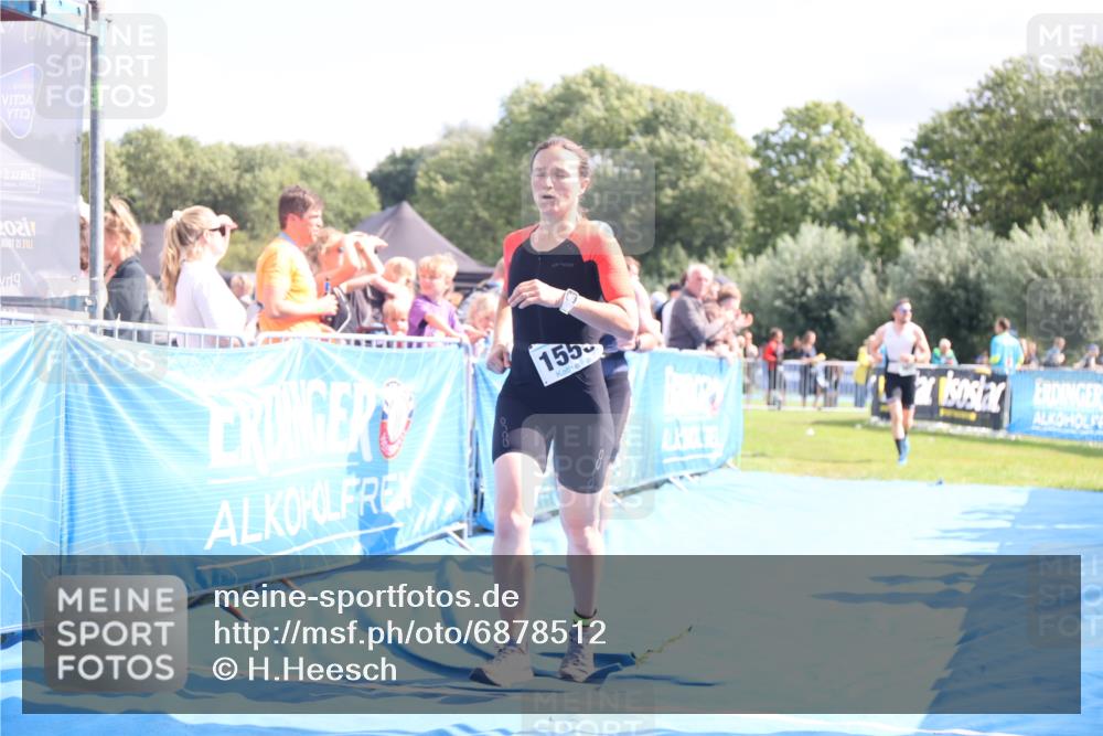 25.08.2024 - Elbe Triathlon Hamburg H.Heesch http://msf.ph/oto/6878512 25.08.2024 11:48:45 Ziel 307, 1437, 1448, 1555 meine-sportfotos.de