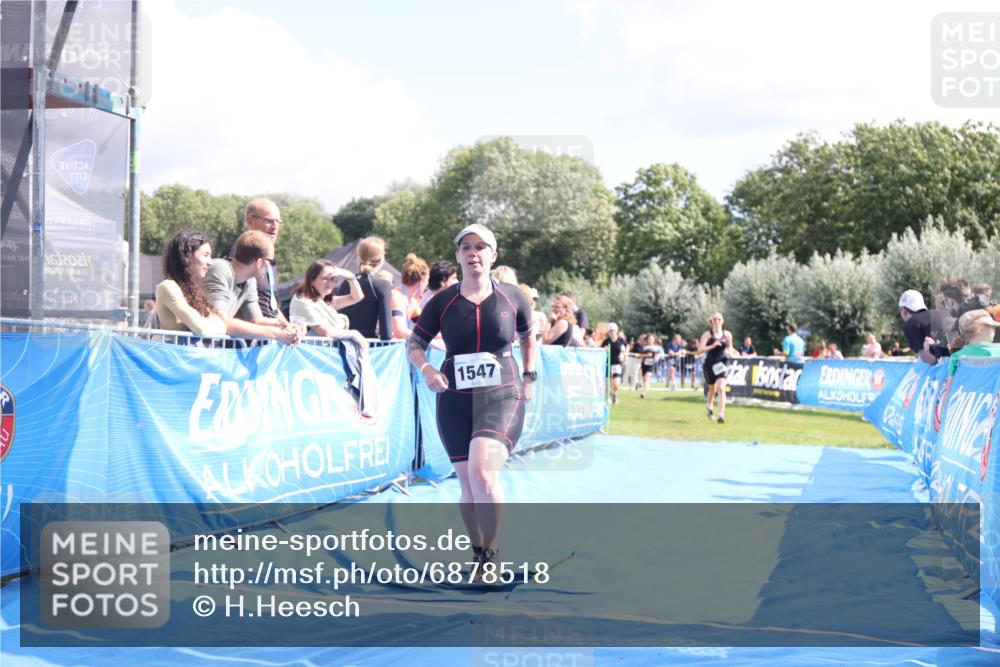 25.08.2024 - Elbe Triathlon Hamburg H.Heesch http://msf.ph/oto/6878518 25.08.2024 12:11:34 Ziel 541, 1503, 1547, 1698 meine-sportfotos.de