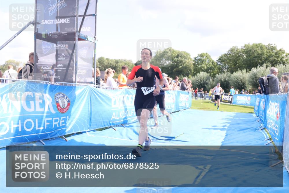 25.08.2024 - Elbe Triathlon Hamburg H.Heesch http://msf.ph/oto/6878525 25.08.2024 11:48:46 Ziel 307, 1437, 1448, 1555 meine-sportfotos.de
