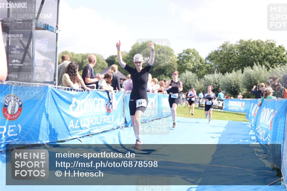 25.08.2024 - Elbe Triathlon Hamburg H.Heesch http://msf.ph/oto/6878598 25.08.2024 12:11:41 Ziel 405, 541, 1503, 1527, 1547, 1698, 1709 meine-sportfotos.de
