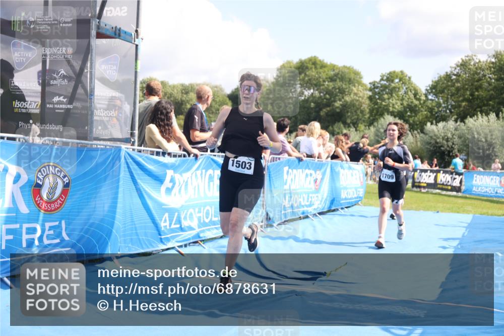25.08.2024 - Elbe Triathlon Hamburg H.Heesch http://msf.ph/oto/6878631 25.08.2024 12:11:42 Ziel 405, 541, 1503, 1527, 1698, 1709 meine-sportfotos.de