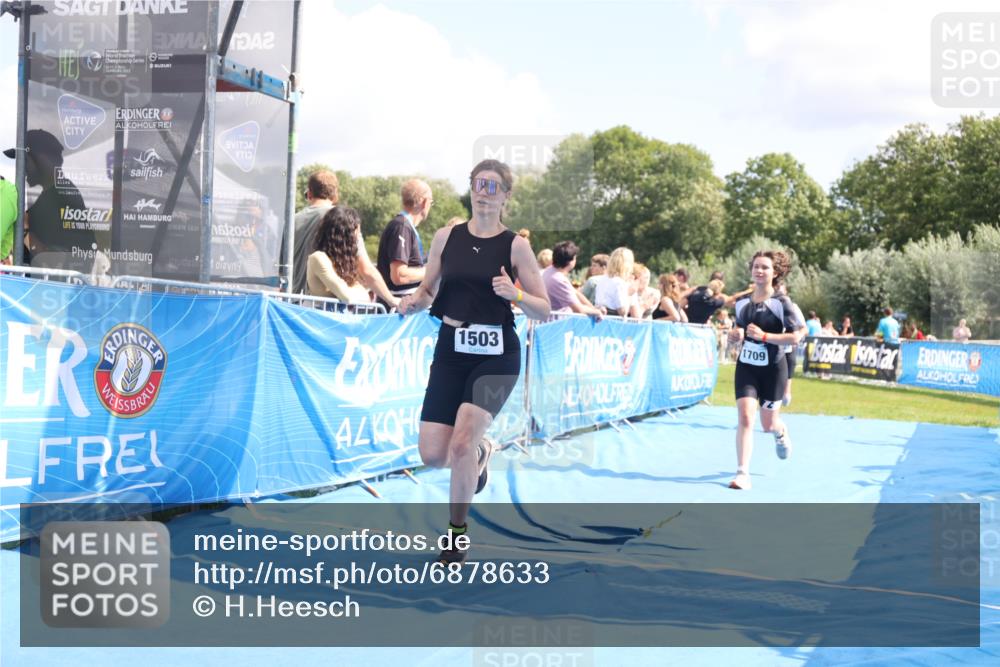 25.08.2024 - Elbe Triathlon Hamburg H.Heesch http://msf.ph/oto/6878633 25.08.2024 12:11:42 Ziel 405, 541, 1503, 1527, 1698, 1709 meine-sportfotos.de