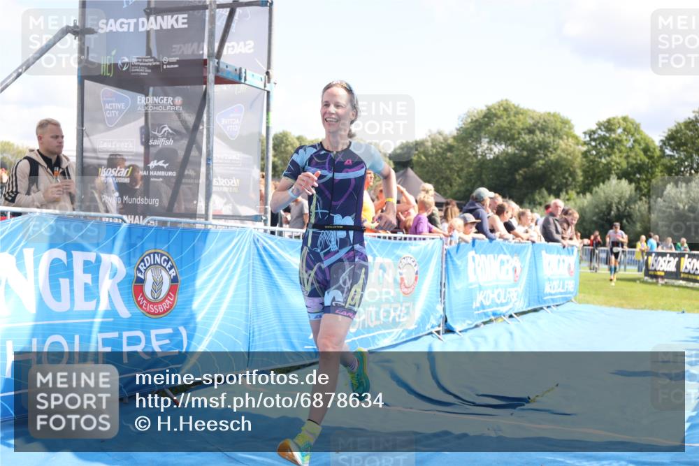 25.08.2024 - Elbe Triathlon Hamburg H.Heesch http://msf.ph/oto/6878634 25.08.2024 11:49:06 Ziel 550, 1522 meine-sportfotos.de