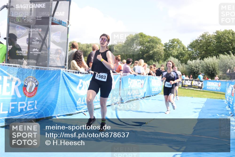 25.08.2024 - Elbe Triathlon Hamburg H.Heesch http://msf.ph/oto/6878637 25.08.2024 12:11:42 Ziel 405, 541, 1503, 1527, 1698, 1709 meine-sportfotos.de