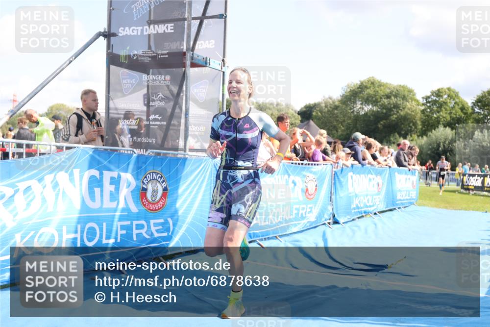 25.08.2024 - Elbe Triathlon Hamburg H.Heesch http://msf.ph/oto/6878638 25.08.2024 11:49:06 Ziel 550, 1522 meine-sportfotos.de
