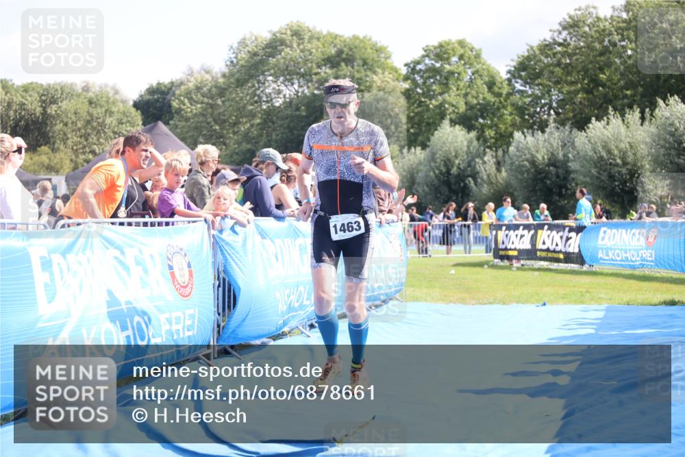 25.08.2024 - Elbe Triathlon Hamburg H.Heesch http://msf.ph/oto/6878661 25.08.2024 11:49:14 Ziel 1463 meine-sportfotos.de