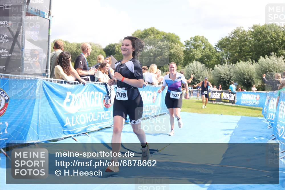 25.08.2024 - Elbe Triathlon Hamburg H.Heesch http://msf.ph/oto/6878662 25.08.2024 12:11:44 Ziel 405, 541, 1503, 1527, 1698, 1709 meine-sportfotos.de