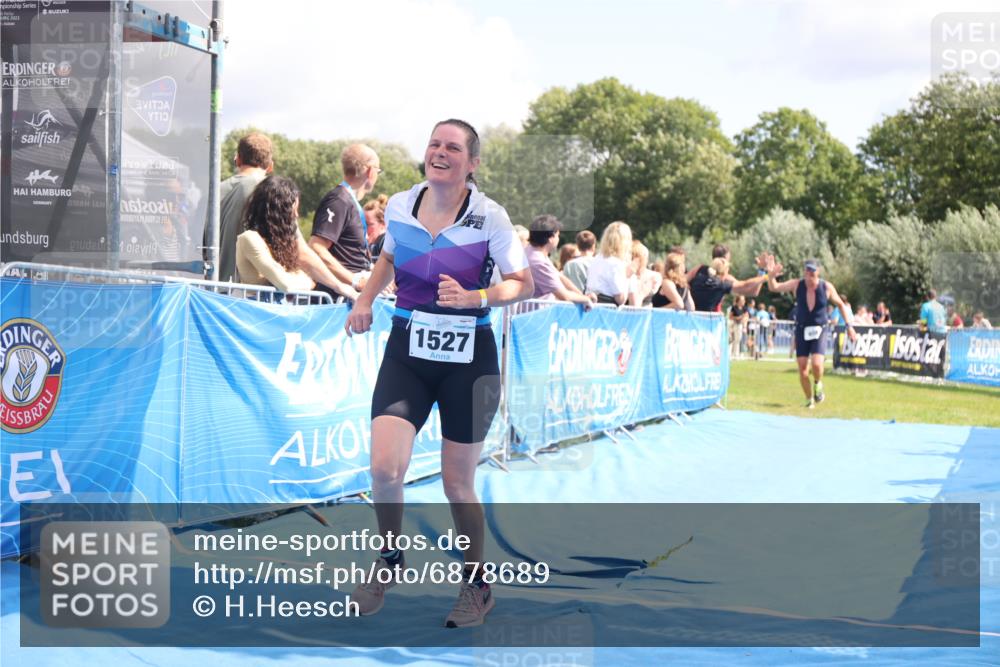 25.08.2024 - Elbe Triathlon Hamburg H.Heesch http://msf.ph/oto/6878689 25.08.2024 12:11:45 Ziel 405, 541, 1503, 1527, 1698, 1709 meine-sportfotos.de