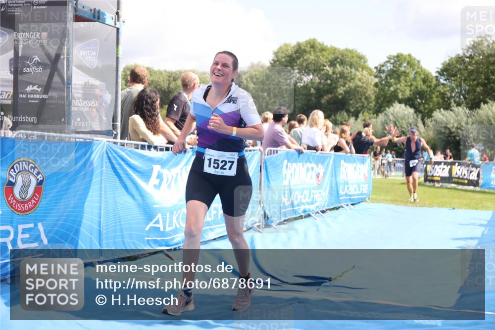 25.08.2024 - Elbe Triathlon Hamburg H.Heesch http://msf.ph/oto/6878691 25.08.2024 12:11:45 Ziel 405, 541, 1503, 1527, 1698, 1709 meine-sportfotos.de