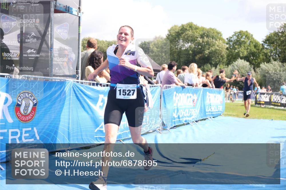 25.08.2024 - Elbe Triathlon Hamburg H.Heesch http://msf.ph/oto/6878695 25.08.2024 12:11:45 Ziel 405, 541, 1503, 1527, 1698, 1709 meine-sportfotos.de
