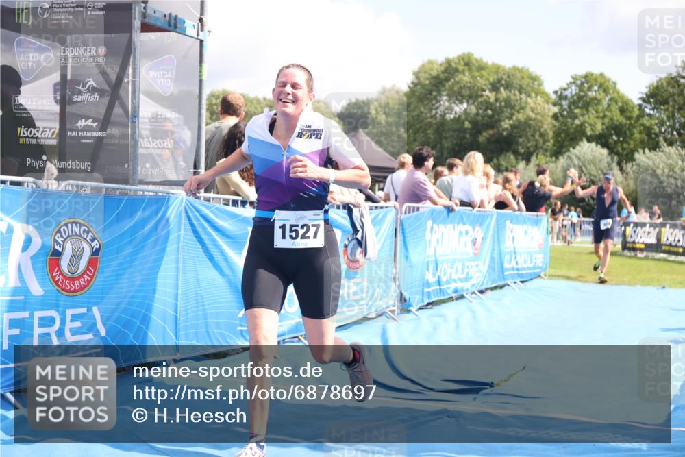 25.08.2024 - Elbe Triathlon Hamburg H.Heesch http://msf.ph/oto/6878697 25.08.2024 12:11:45 Ziel 405, 541, 1503, 1527, 1698, 1709 meine-sportfotos.de