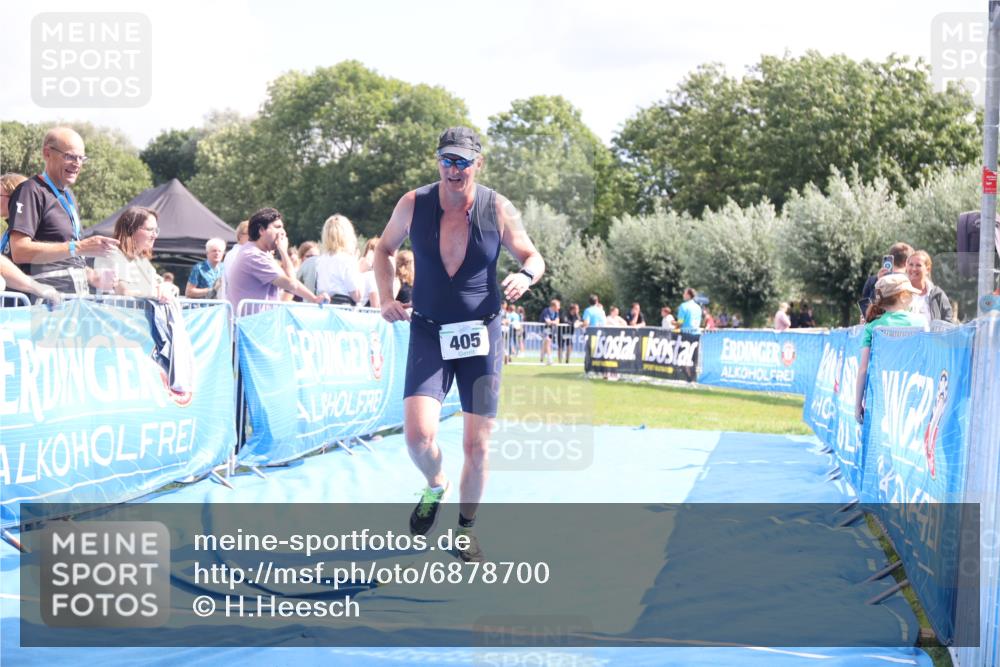25.08.2024 - Elbe Triathlon Hamburg H.Heesch http://msf.ph/oto/6878700 25.08.2024 12:11:48 Ziel 405, 1503, 1527, 1709 meine-sportfotos.de
